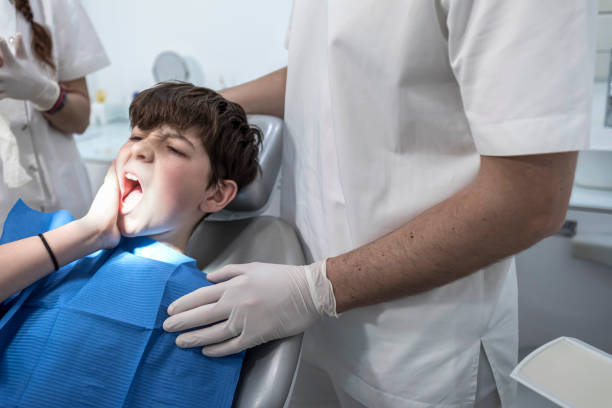 Best Emergency Tooth Extraction  in Orchard Homes, MT